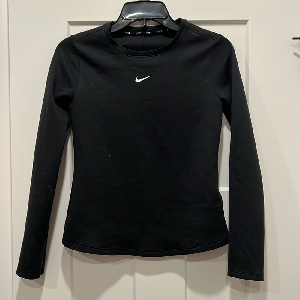 Nike Therma-Fit long sleeve